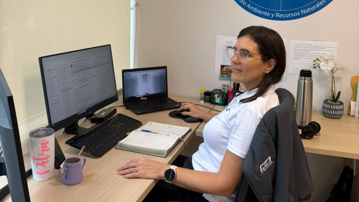 Petra Zangerl bei der Arbeit